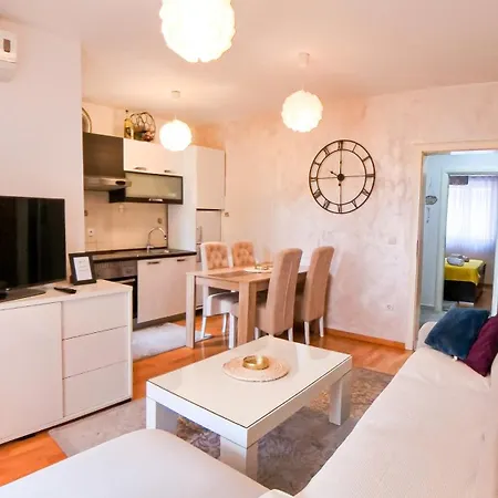 Simanic Appartement Makarska
